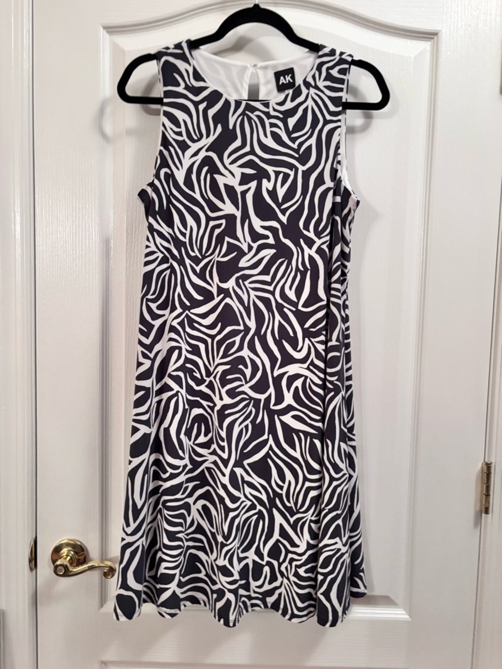 AK Anne Klein Grey & White Sleeveless A-Line Dress Size 10
